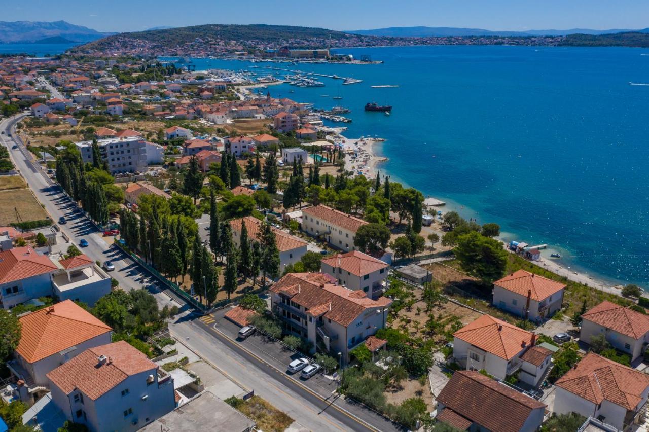 Mar Deluxe Apartments Трогір Екстер'єр фото