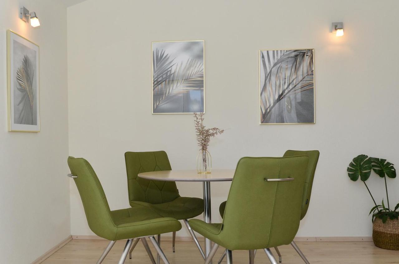 Mar Deluxe Apartments Трогір Екстер'єр фото
