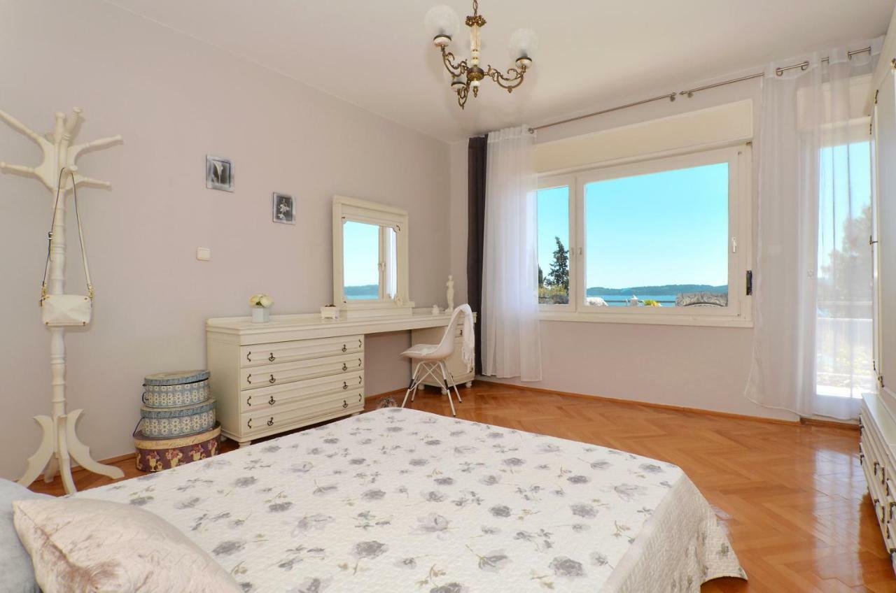 Mar Deluxe Apartments Трогір Екстер'єр фото
